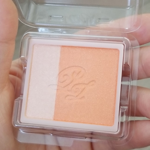 BNIB Paul joe blush refills - Picture 1 of 4